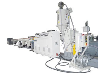PPR pipe extruding machine