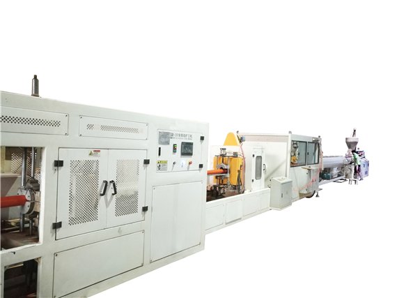 pvc pipe extruding machine