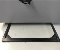 moving rail for vacuum table