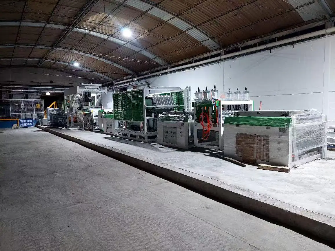 Brazilian HDPE roof tile production line