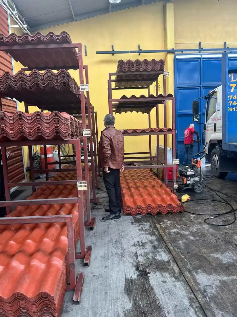 HDPE roof tile warehouse
