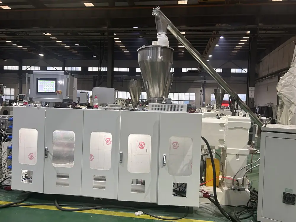 Conical twin-screw extruder