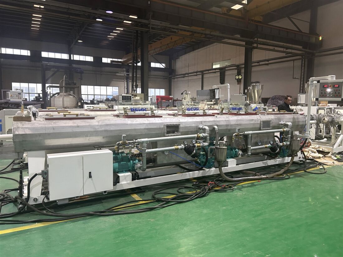 Calibration and cooling tanks before assembly - BENK Machinery