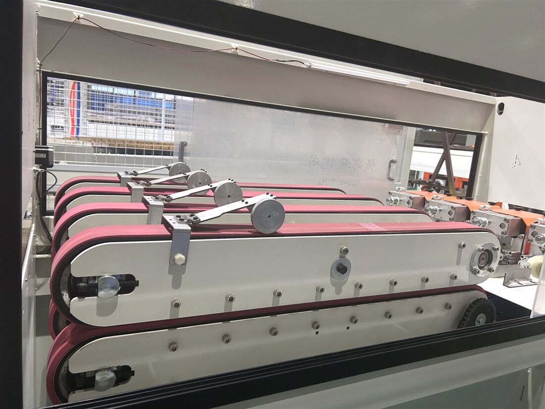 Vacuum calibration tank with sizing sleeves - BENK Machinery