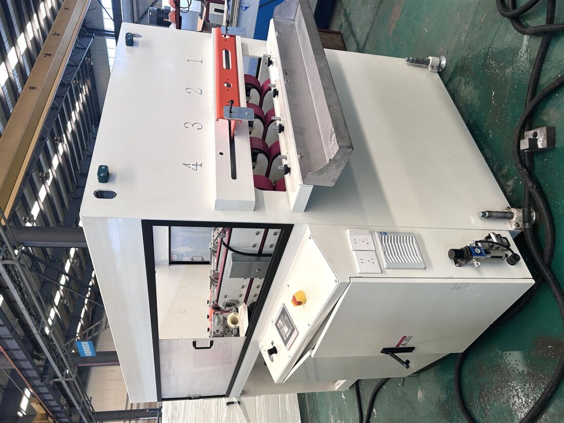 Cutting and haul-off section for PVC pipe - BENK Machinery