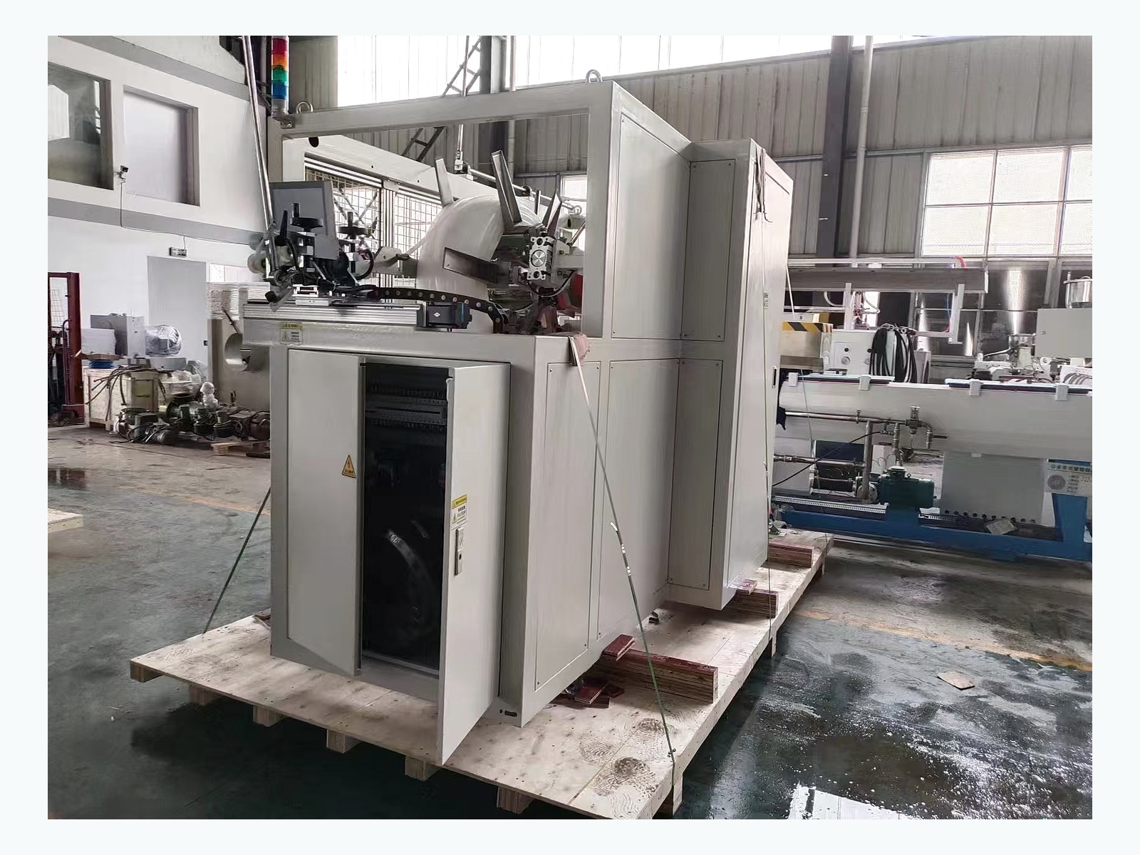 Haul-off and cutting unit