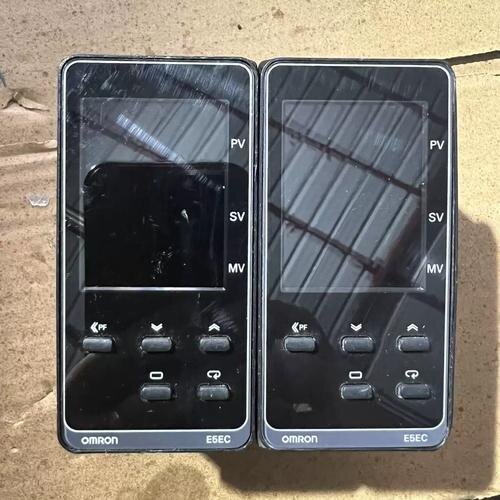 Omron intelligent temperature controllers